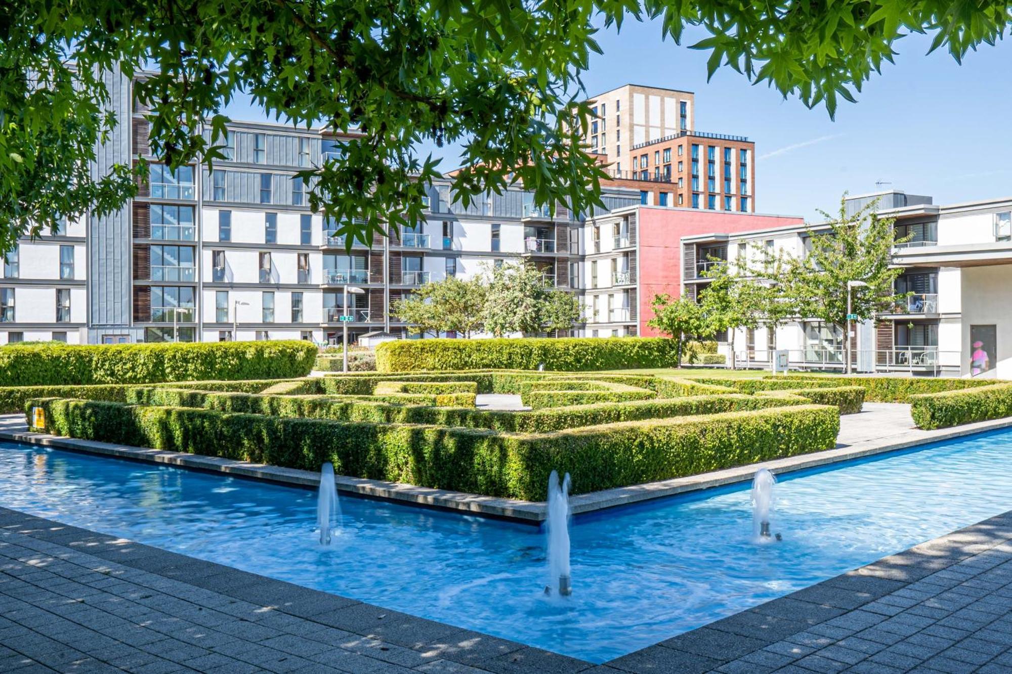 Cotels At Vizion Serviced Apartments, Superfast Broadband, Central Location, Free Parking, Fully Equipped Kitchen Milton Keynes Exterior foto