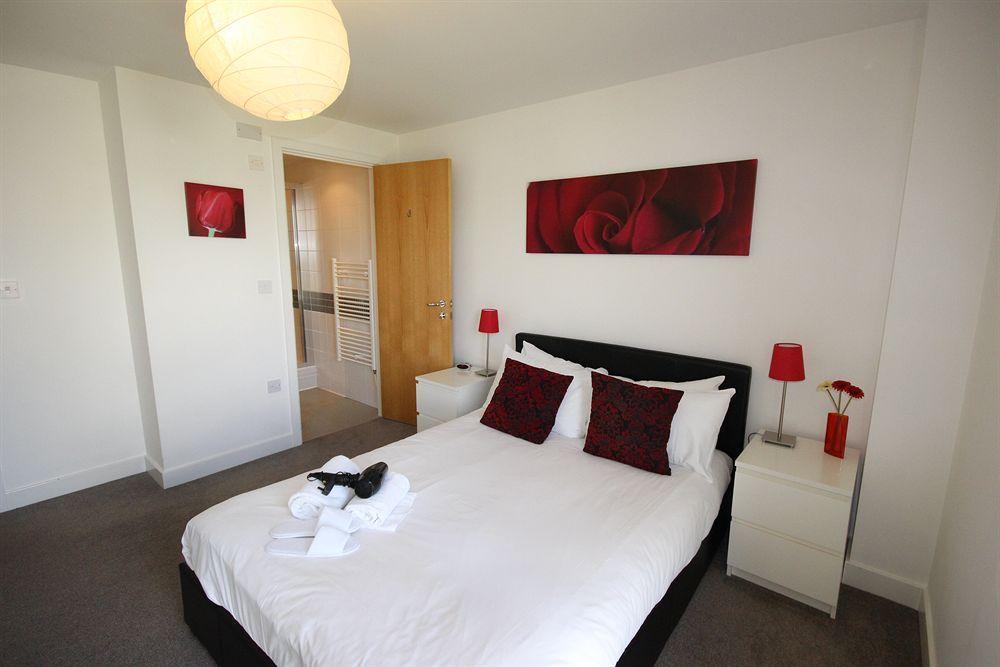 Cotels At Vizion Serviced Apartments, Superfast Broadband, Central Location, Free Parking, Fully Equipped Kitchen Milton Keynes Exterior foto