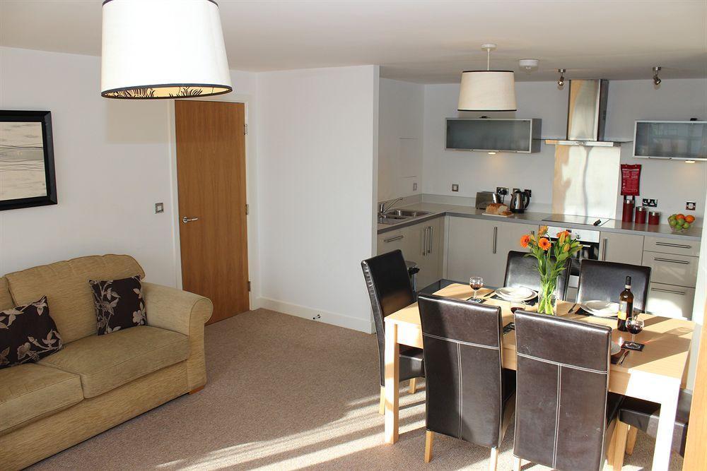 Cotels At Vizion Serviced Apartments, Superfast Broadband, Central Location, Free Parking, Fully Equipped Kitchen Milton Keynes Exterior foto